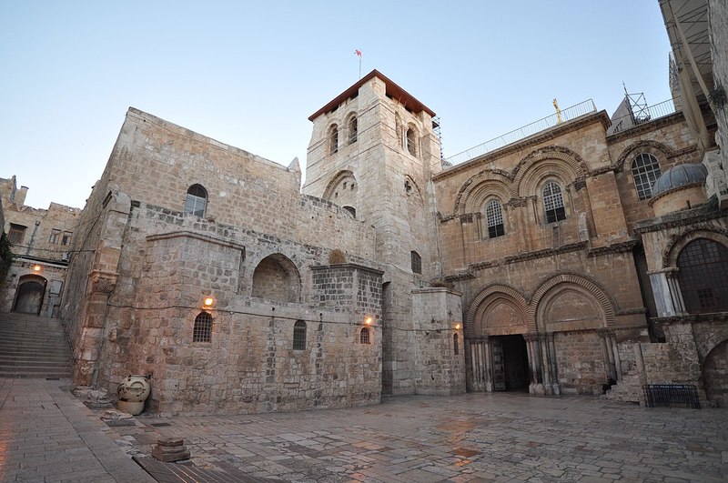 1200px-The_Church_of_the_Holy_Sepulchre-Jerusalem.jpg