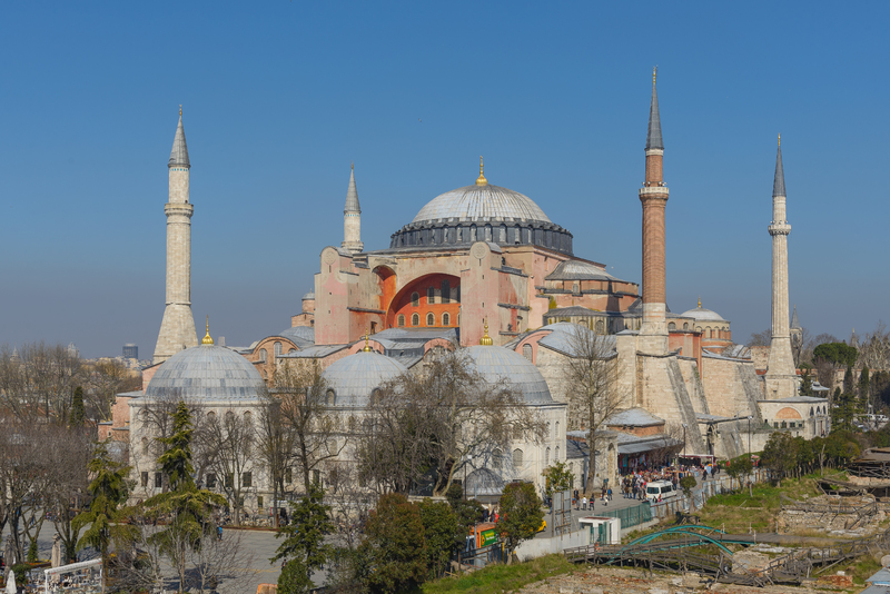 Hagia_Sophia_Mars_2013.jpg