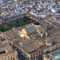 1200px-Mezquita_de_Córdoba_desde_el_aire_(Córdoba,_España).jpg