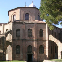 basilica_di_san_vitale_diurno.jpg